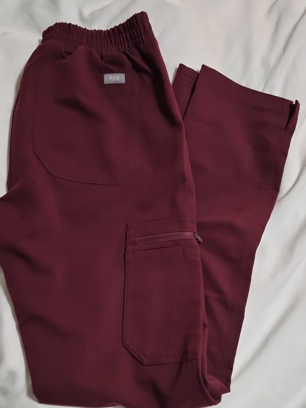 Figs Yola- XS REGULAR IN BURGUNDY